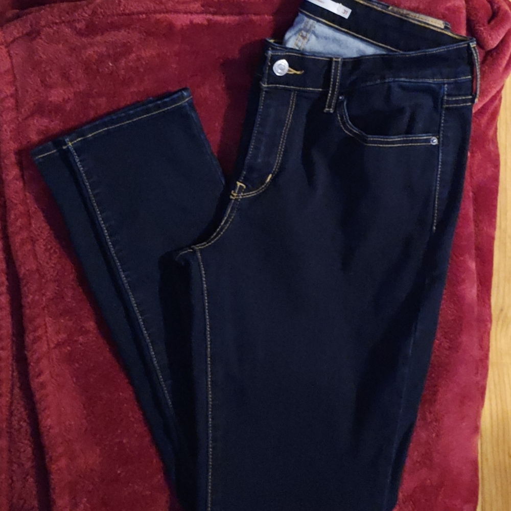 Women's Dark Blue Jeans
